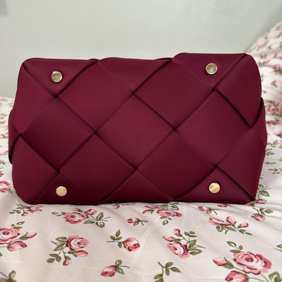 Sol and Selene Resilience bag - Picture 2 of 13